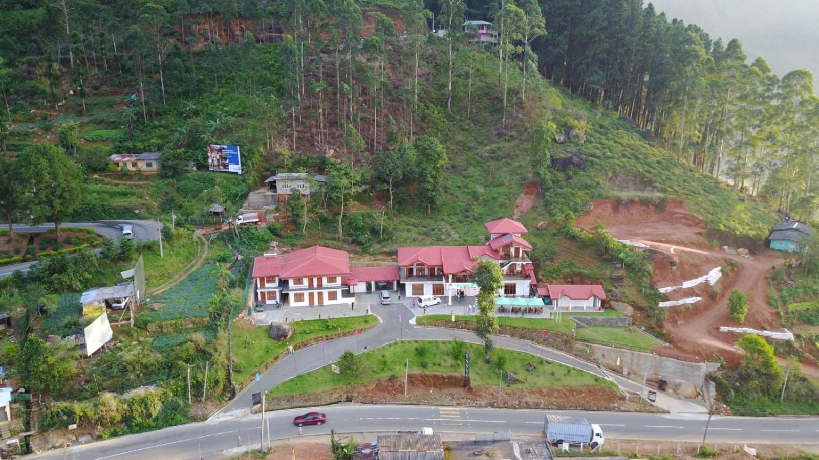 Nature First Hotel นูวาราเอลิยา ภายนอก รูปภาพ