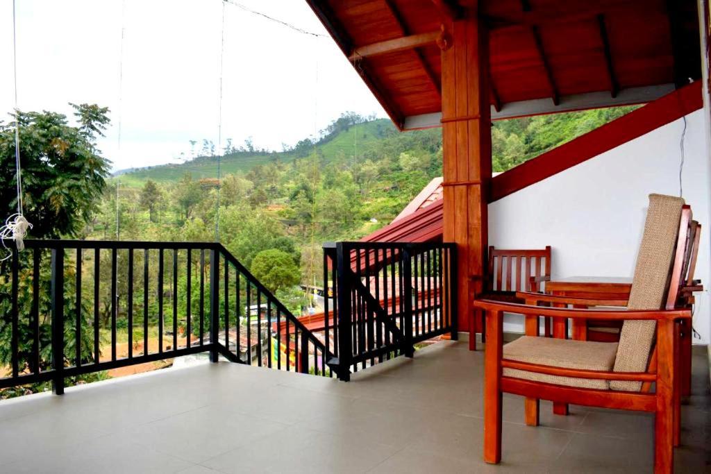 Nature First Hotel นูวาราเอลิยา ภายนอก รูปภาพ