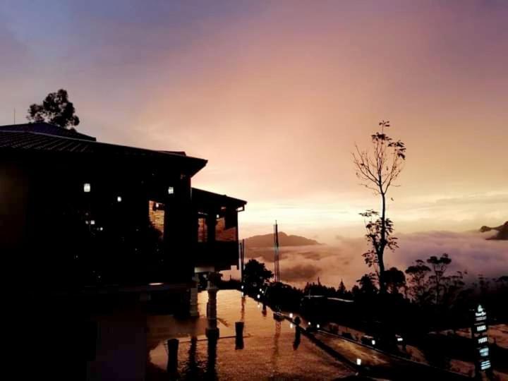 Nature First Hotel นูวาราเอลิยา ภายนอก รูปภาพ
